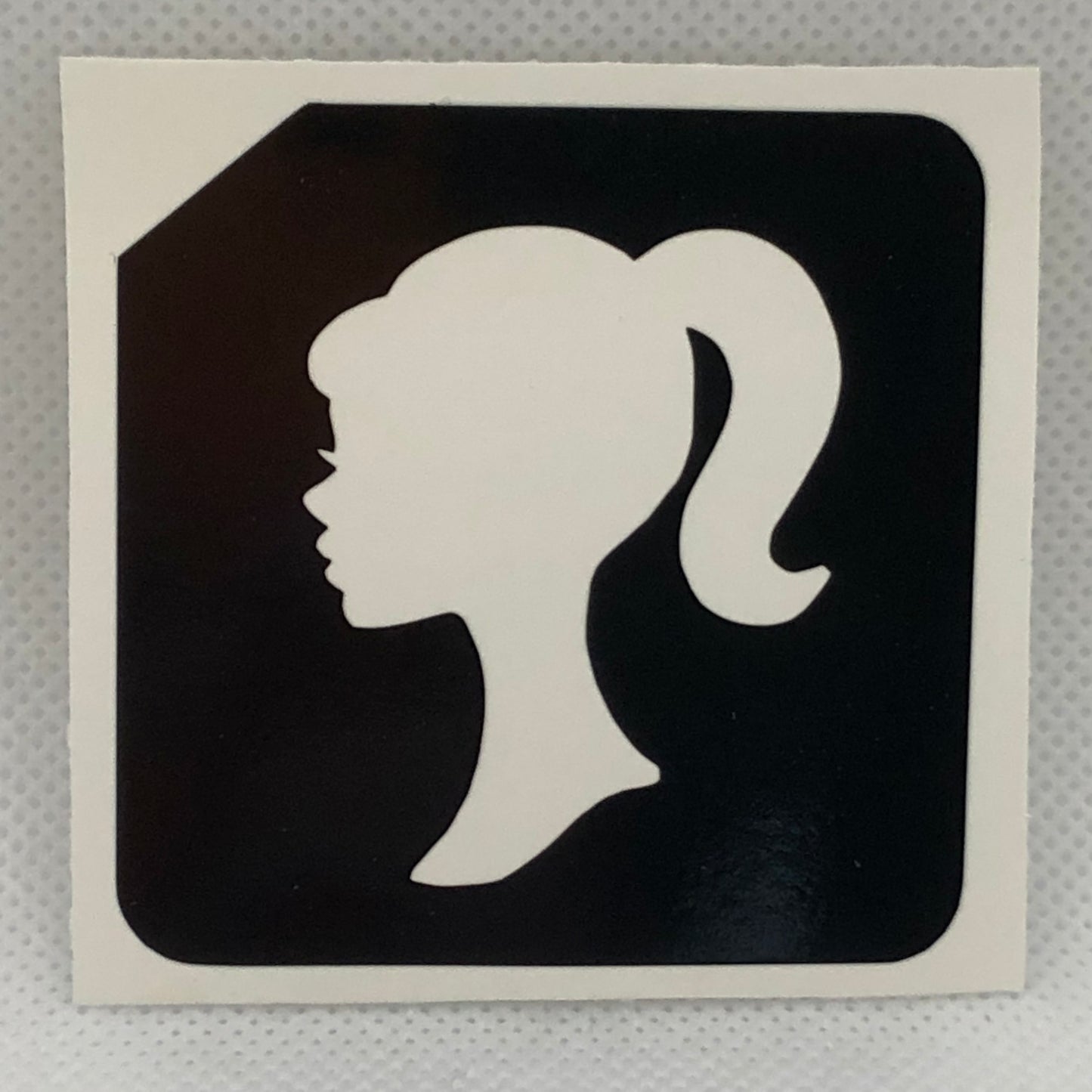 Doll Head - 10pk